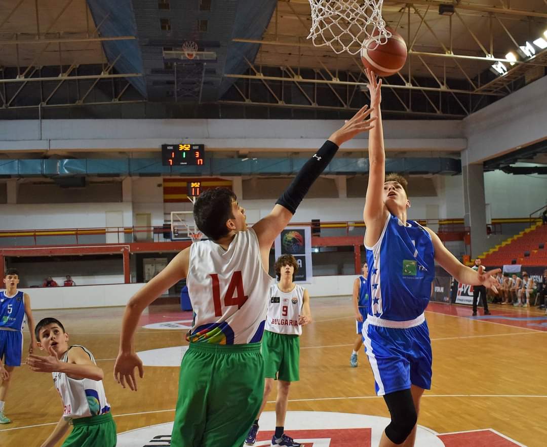 Turneu i YDF-së në Kosovë